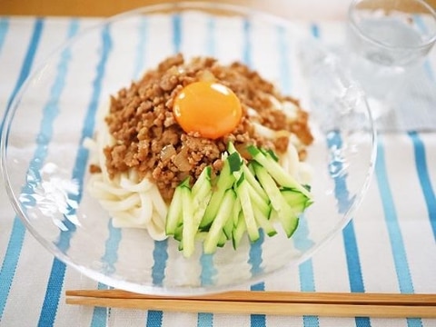 子供のお昼ごはんにも♪がっつり肉そぼろ冷やしうどん